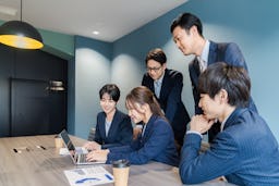 X運用の内製化を月額2.2万円で支援、CoreValueが「Xコンサル」を提供開始